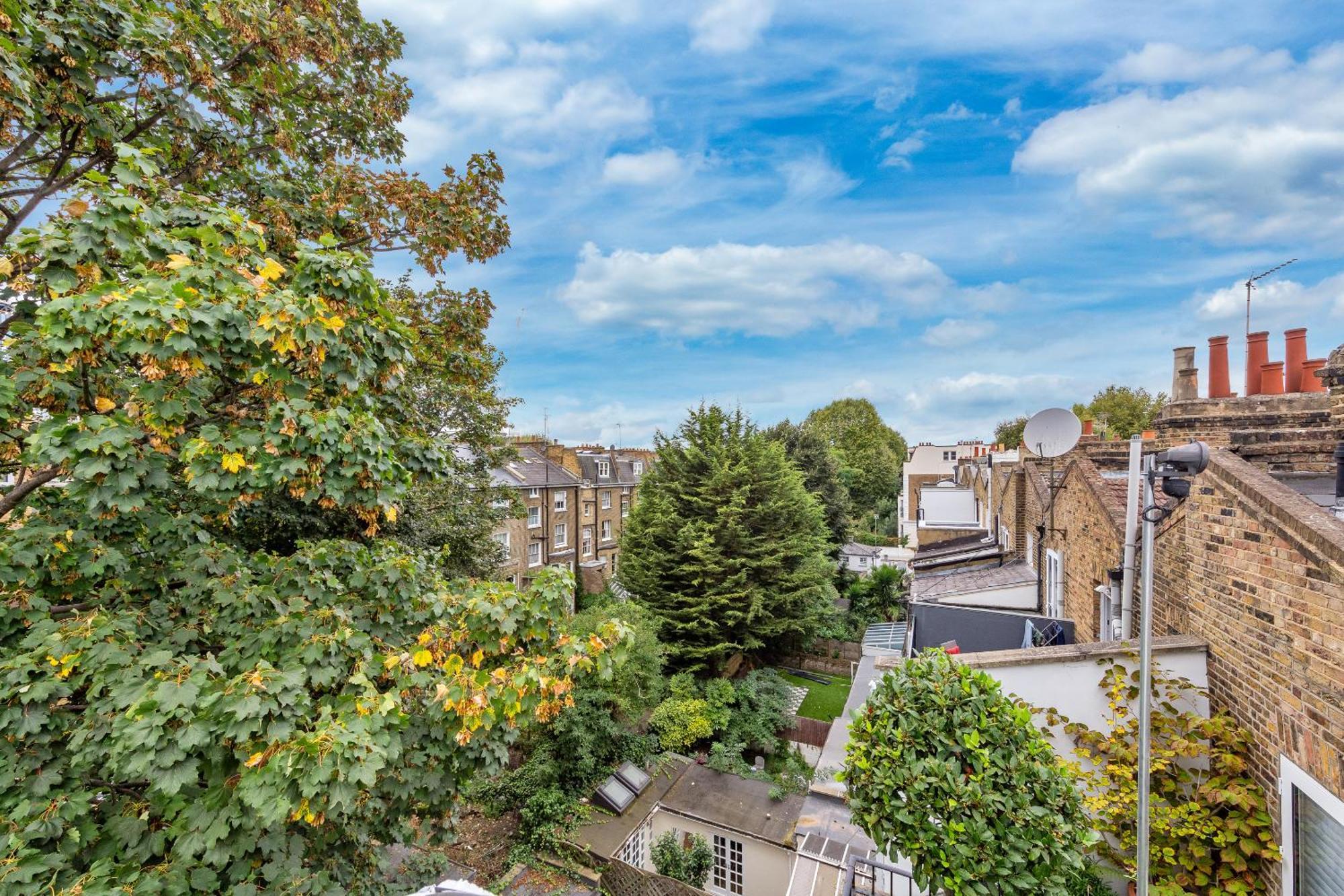 Newly Renovated Kensington 2 Bedroom Apartment With Balcony Near Harrods Sleeps 6, 2 Min Walk From Station London Exteriör bild